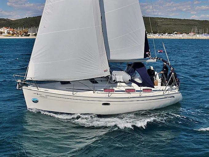 BAVARIA 33 C 