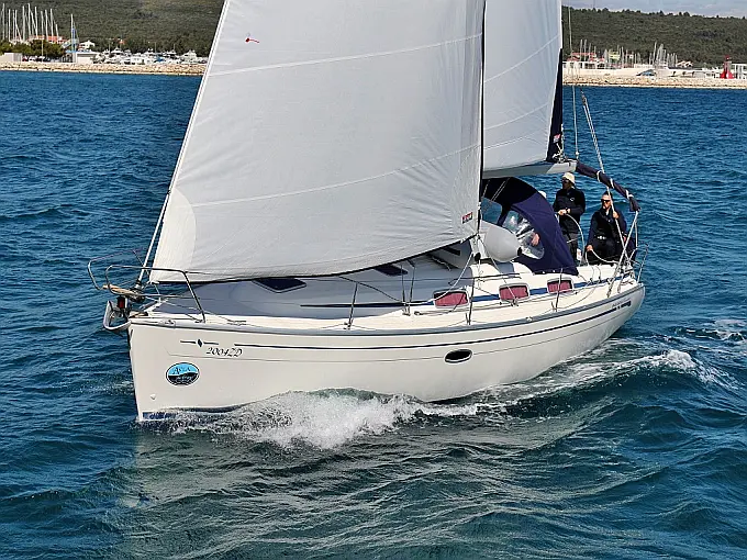 BAVARIA 33 C 