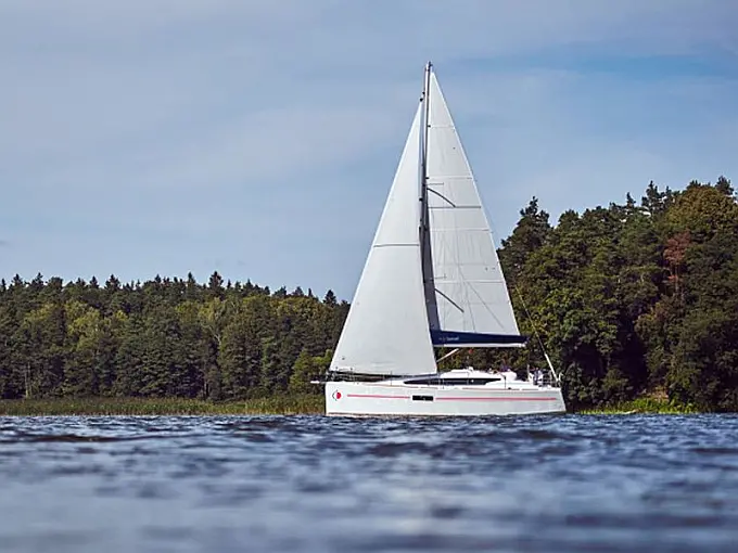 Sunsail Sun Odyssey 319