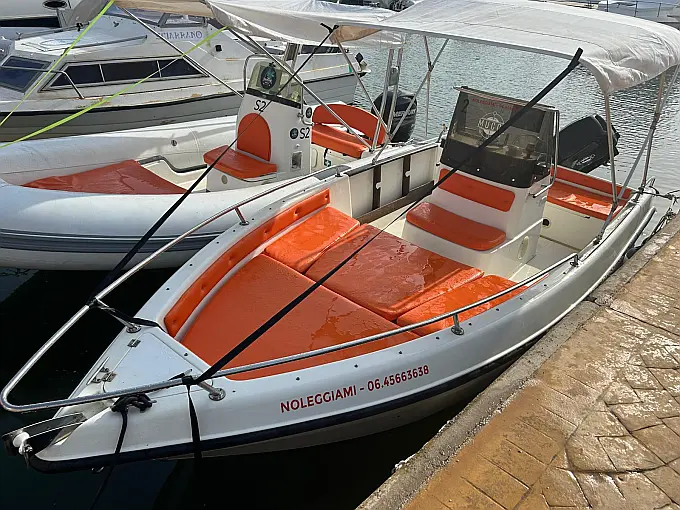 Mano Marine 18