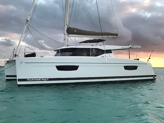 Fountaine Pajot Lucia 40 