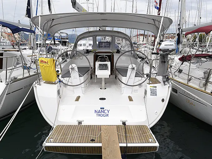 Bavaria Cruiser 37